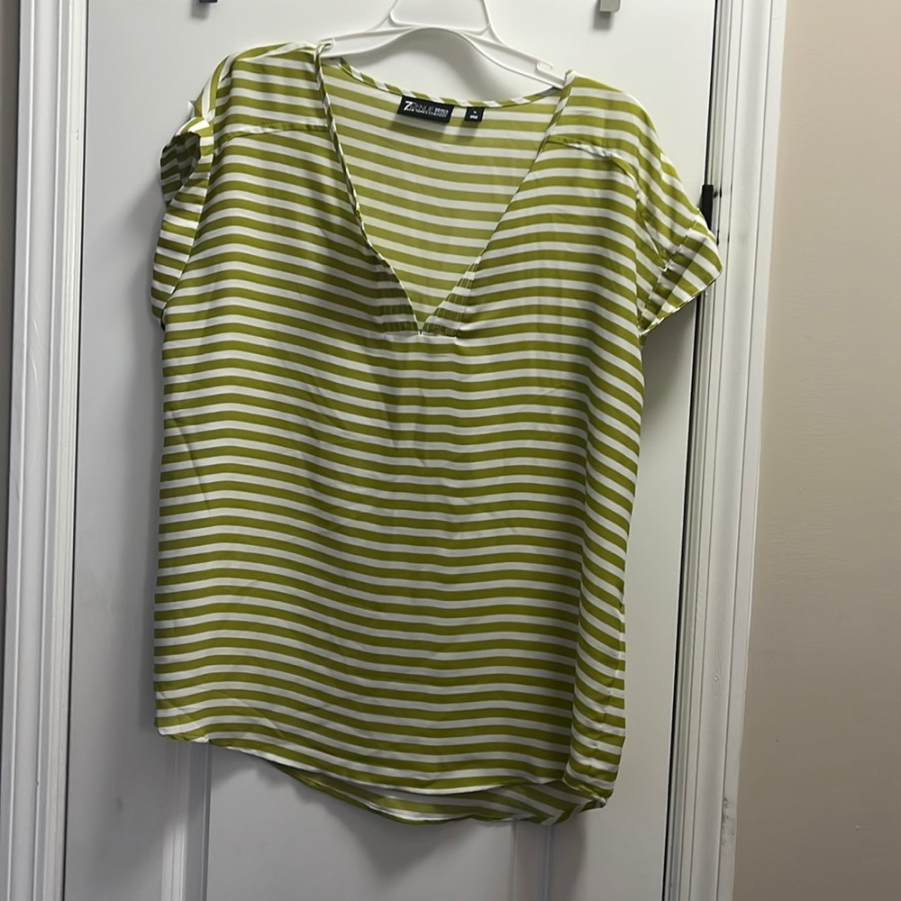 Green and white split neck New York and Company top. XL
